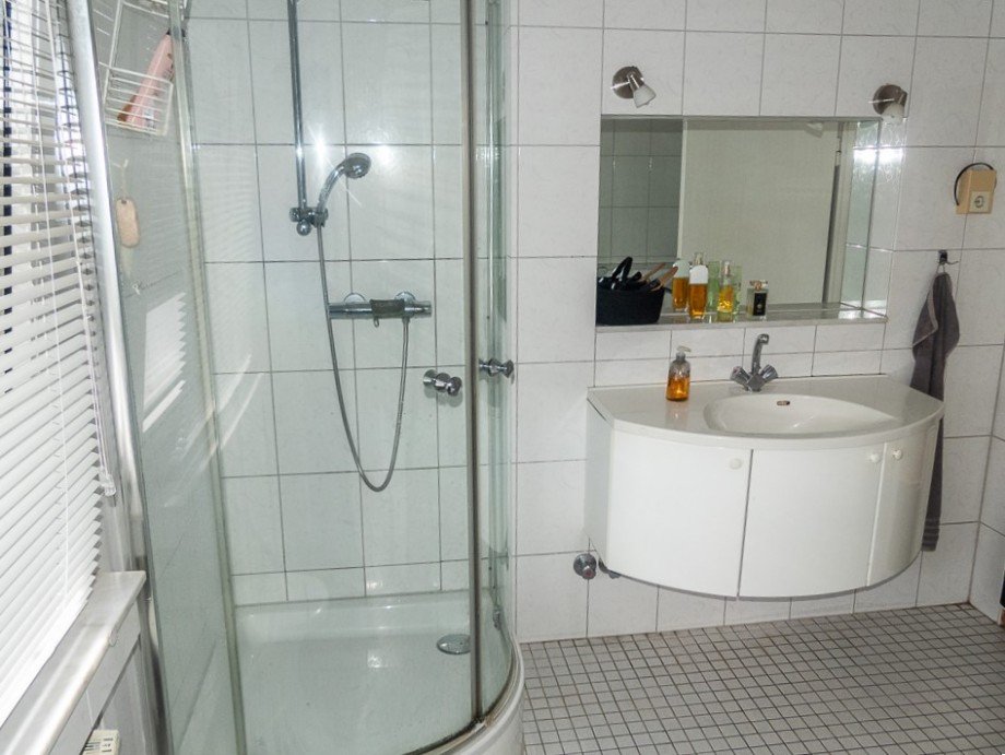 9569 OG Masterbad Wohn- / Gesch�ftshaus Marl