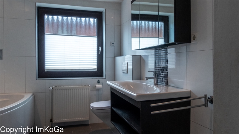 9570 Masterbad 1_ Etagenwohnung Marl